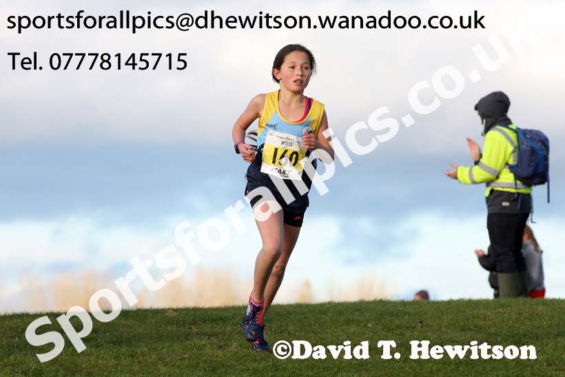Girls under-13s Start fitness NEHL, South Shields. Photo: David T. Hewitson/Sports for All Pics